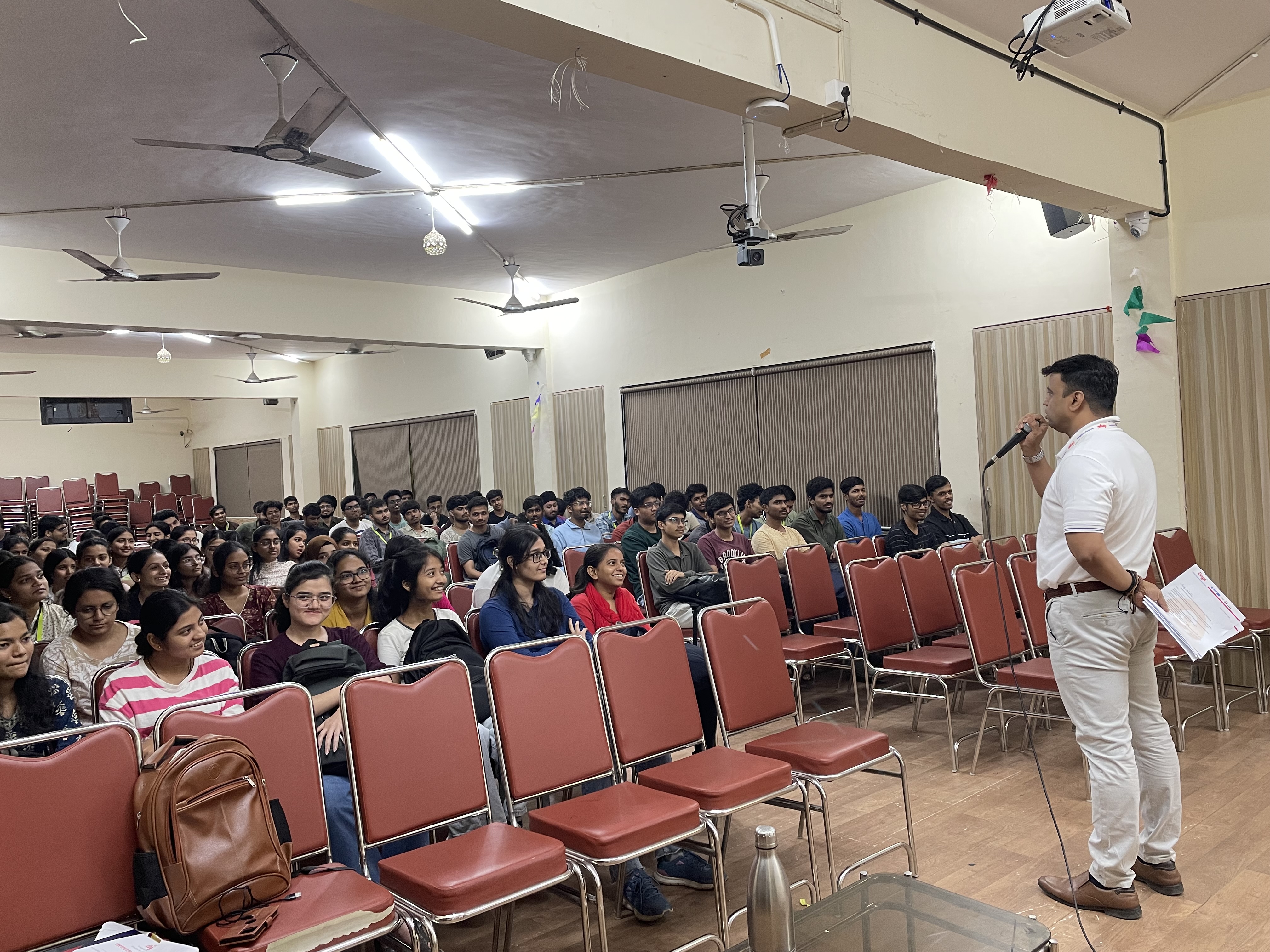 Career guidance seminar at college